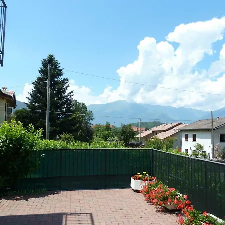 Ferienwohnung Vacanze * Colico